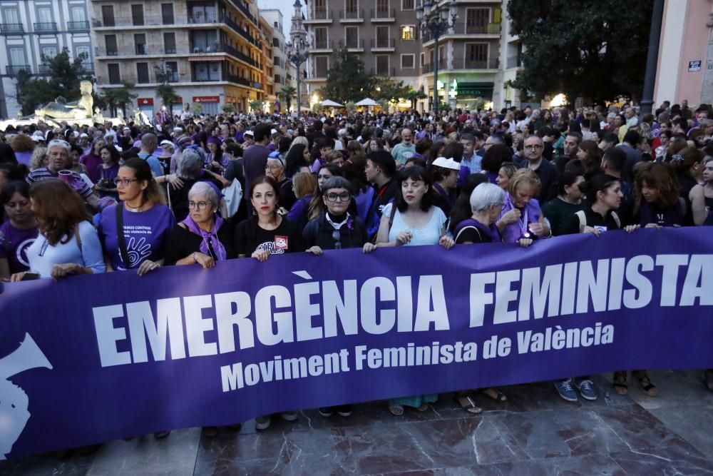 Manifestación en València por la emergencia feminista contra el maltrato