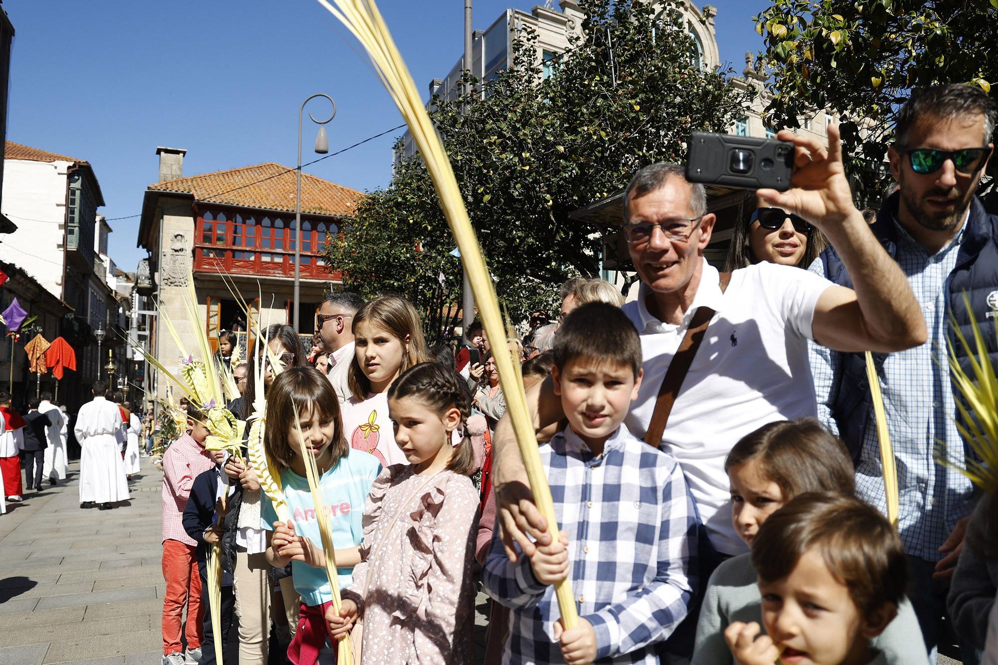 Devoción familiar en la burrita de Pontevedra