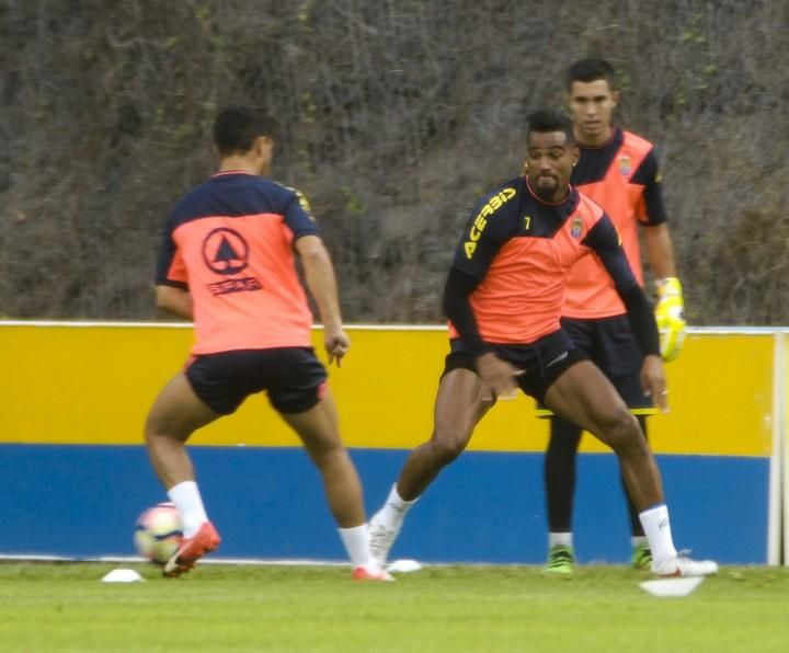 ENTRENAMIENTO DE LA UD LAS PALMAS