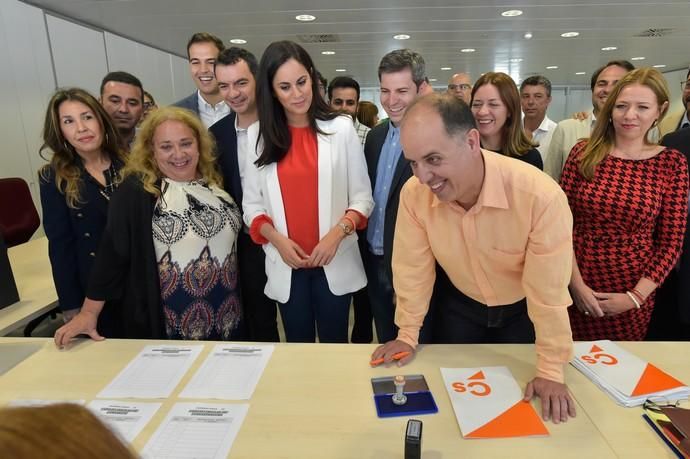 17-04-2019 LAS PALMAS DE GRAN CANARIA. Ciudadanos presenta candidaturas 26M en la Junta Electoral Provincial de Las Palmas  | 17/04/2019 | Fotógrafo: Andrés Cruz