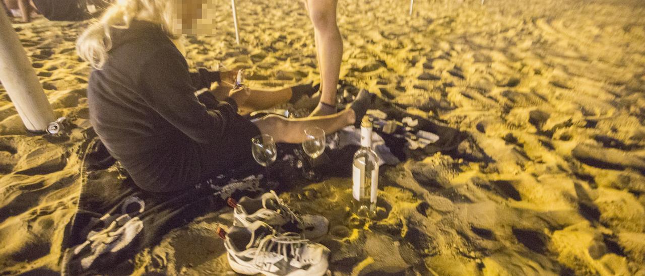 Localización de botellones en la playa del Postiguet, Alicante