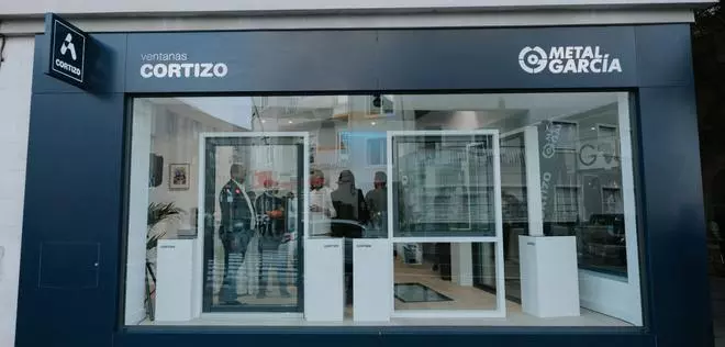 Metal García y Ventanas Cortizo inauguran tienda en Canarias
