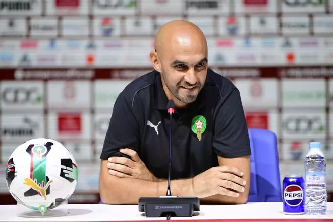 ¡Más lío en Marruecos! La Federación niega la dimisión de Regragui