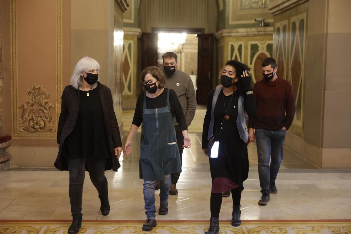 Los diputados de la CUP, en el Parlament. 