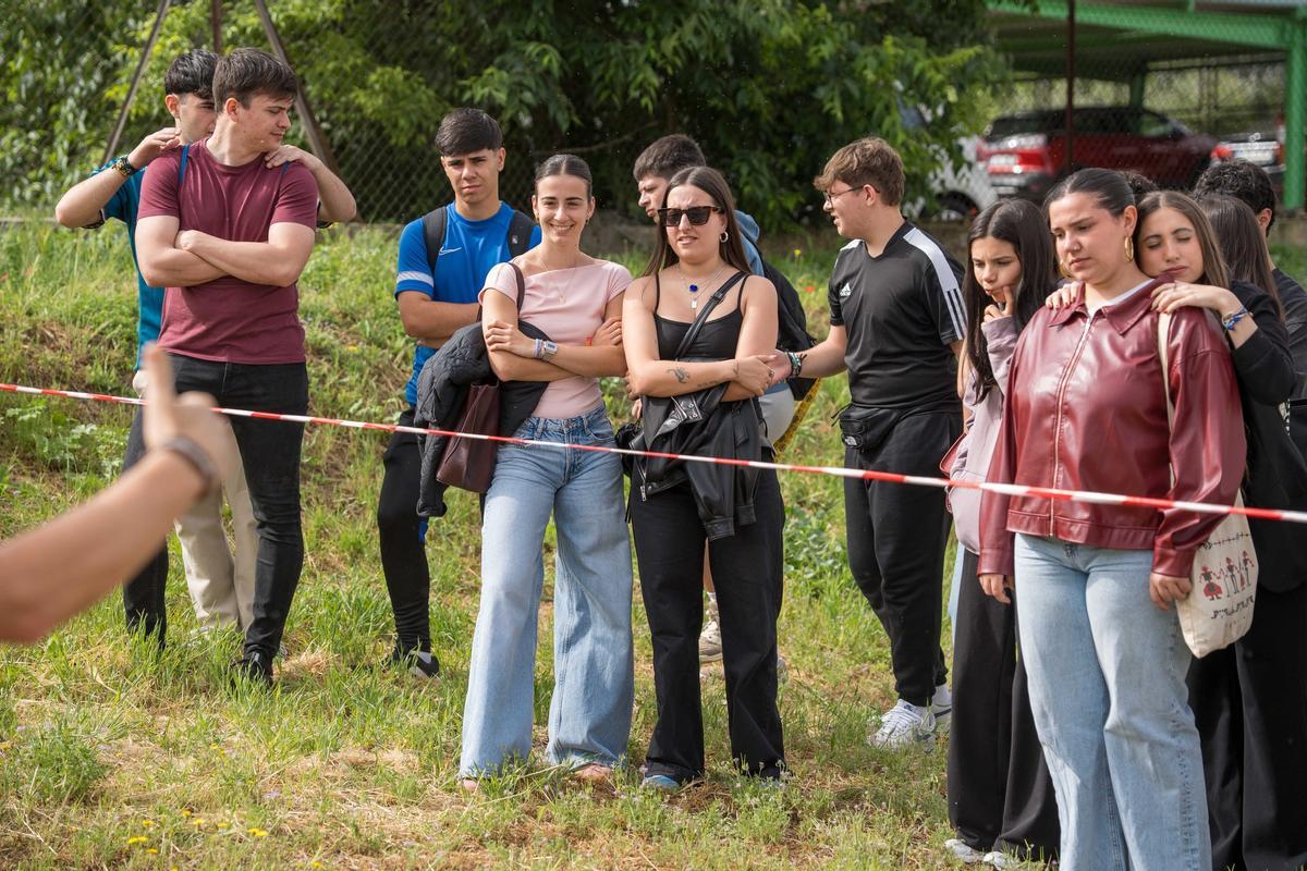 Alumnos de Historia de la UEx, durante la visita a las excavaciones de la Huerta de Otero en Mérida.