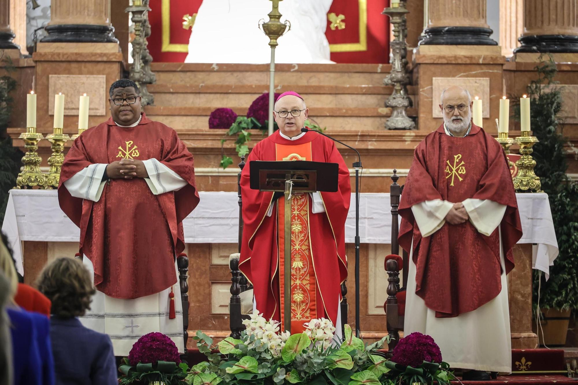 Alcoy rinde homenaje a Sant Jordi