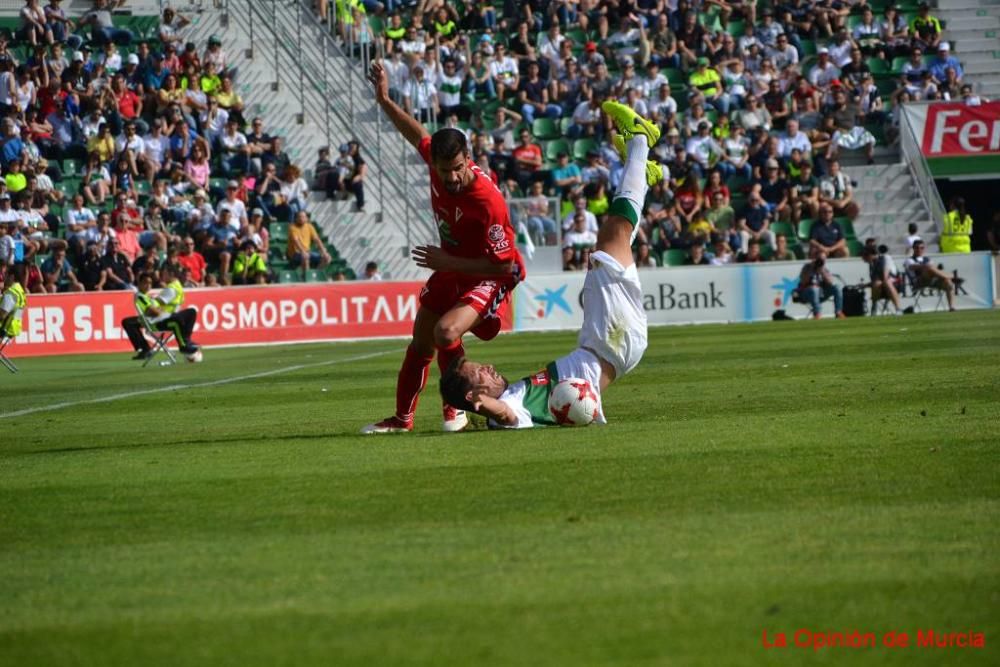 El Murcia dice adiós al ascenso