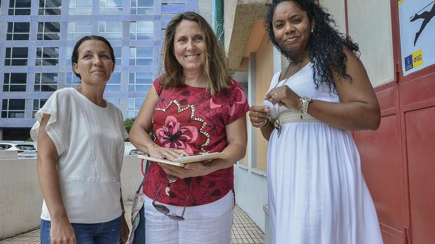 Creación de la plataforma SOS Docentes, formada por profesores y maestros