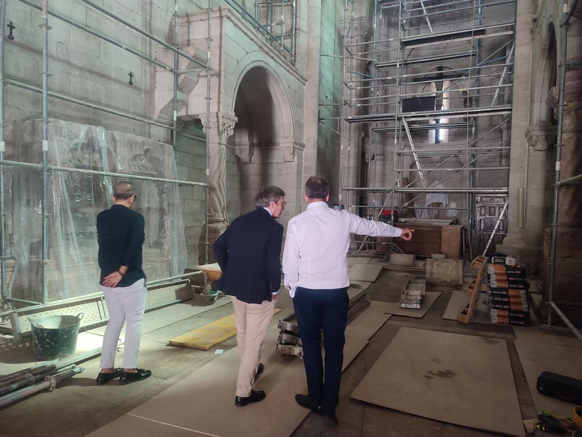 Visita institucional a las obras de Santa María Magdalena.