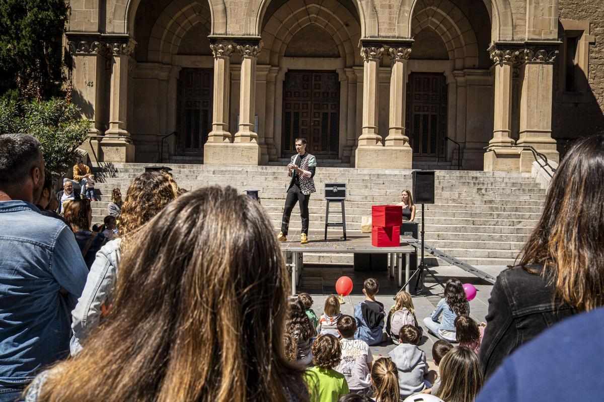 Manresa convida a firar-se amb comerç al carrer, atraccions i activitats per a tots els públics a la Fira de l’Ascensió