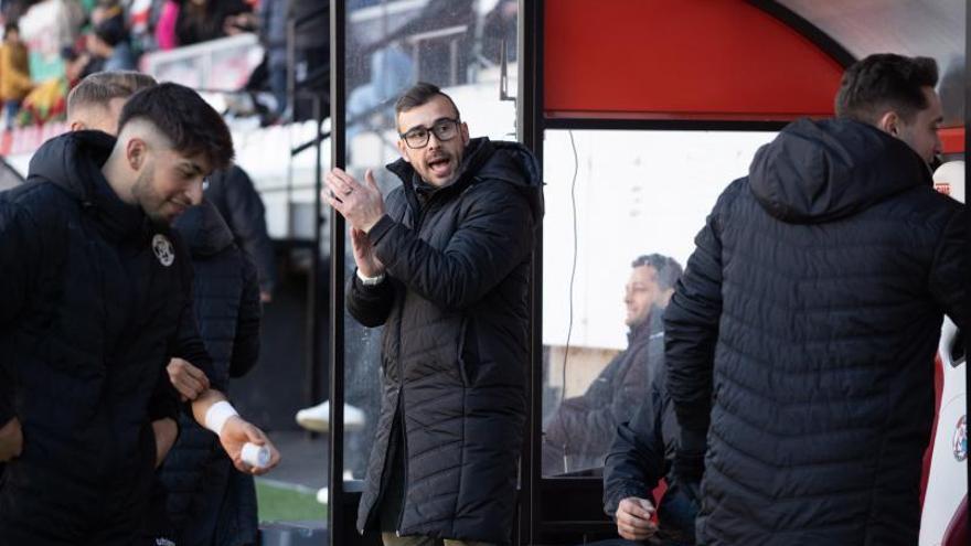 Yago Iglesias, entrenador del Zamora CF, ve relajación y anuncia cambios