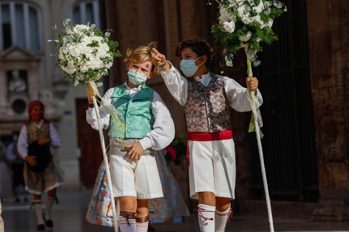 Búscate en el primer día de la ofrenda por las calles del Mar y Avellanas entre las 18:00 y las 19:00 horas