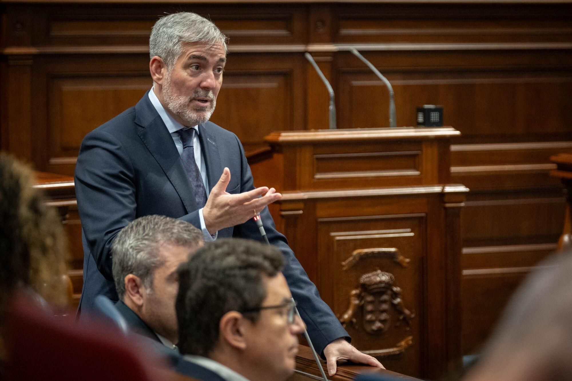 Pleno del Parlamento de Canarias.