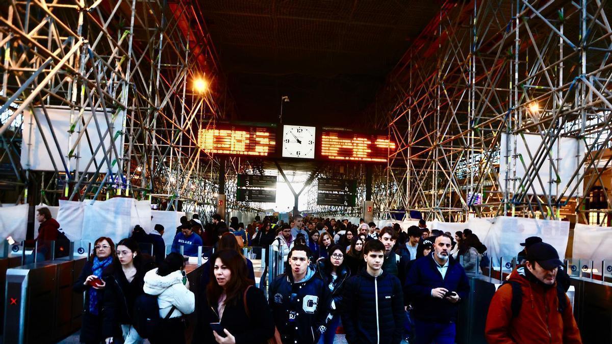 La huelga de maquinistas en Valencia: Cancelaciones en la C1 y la C6 y retrasos de 20 minutos en los trenes de Cercanías-València