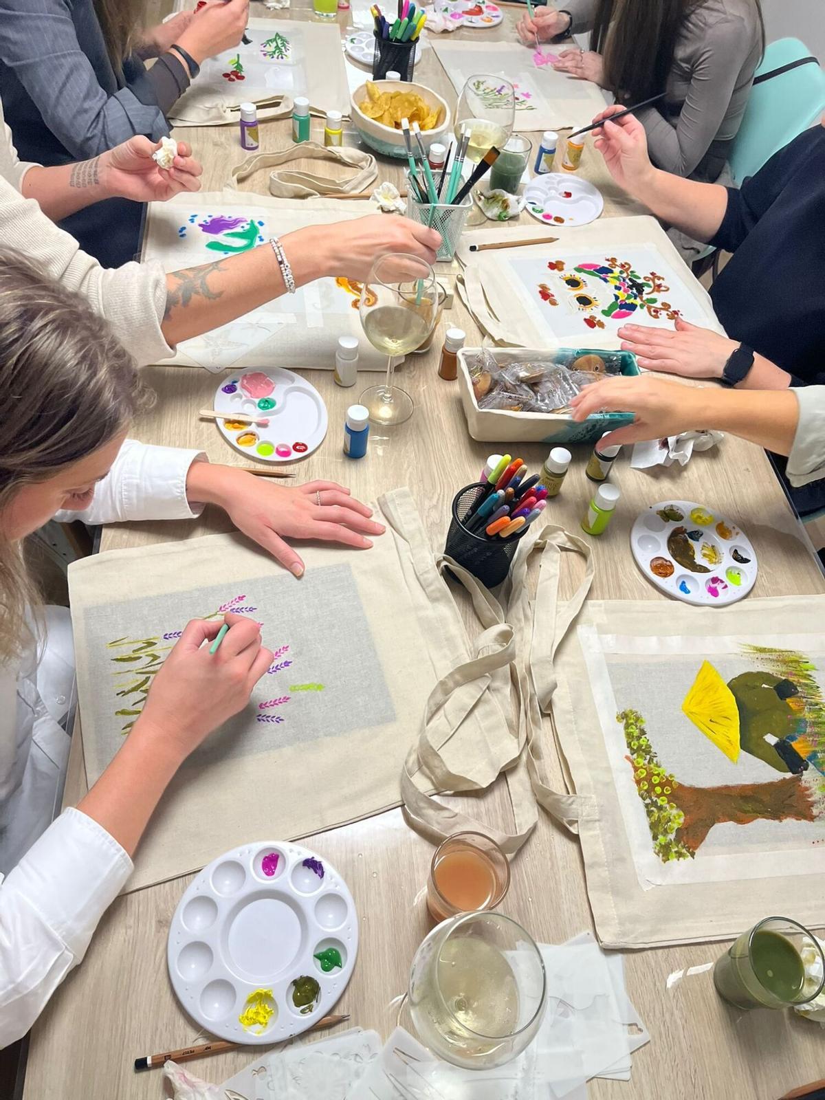 Uno de los talleres creativos de Yutori.