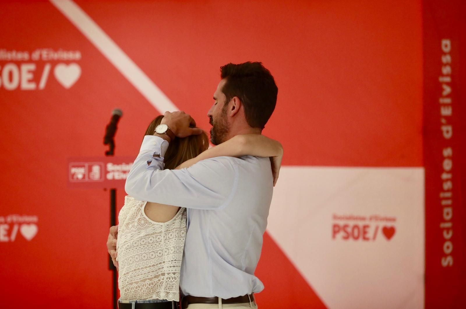 Galería del momento del escrutinio del PSOE en Ibiza