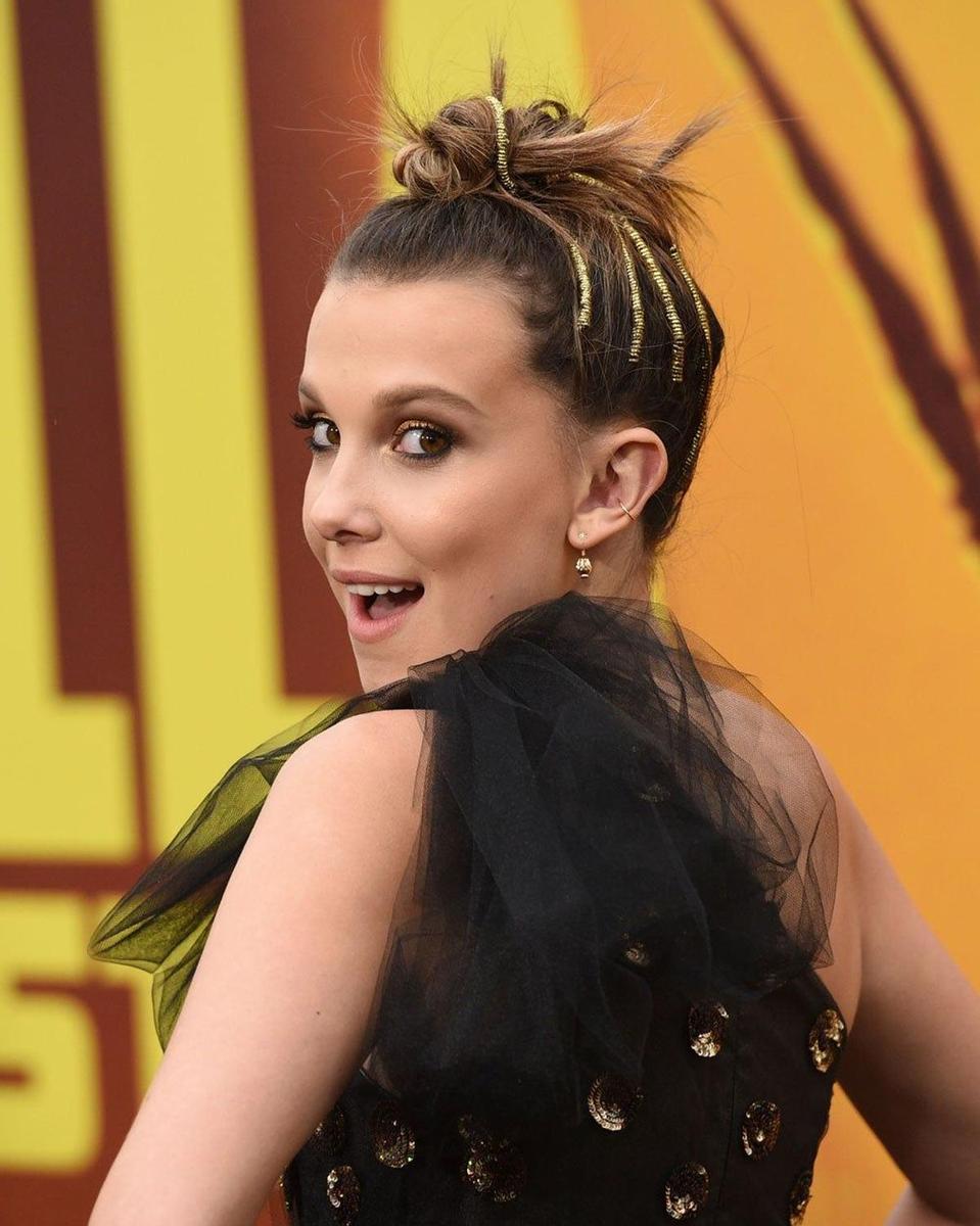 El original peinado de Millie Bobby Brown para presentar 'Godzilla'