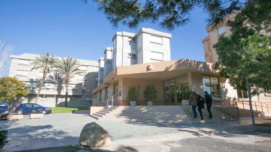 La UA reforma el colegio mayor para dar la carrera de Medicina en el curso  2018-19 - Información
