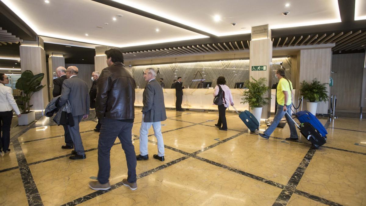 Los hoteles de Alicante cierran Pascua con una ocupación del 86%