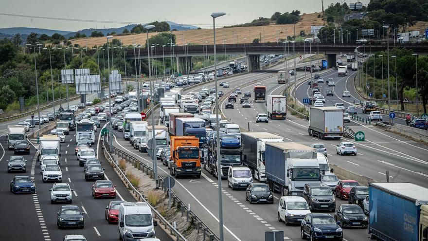 80.000 vehicles col·lapsen l’AP-7 durant la tornada