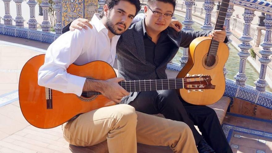 Triunfa en China con un libro de guitarra flamenca