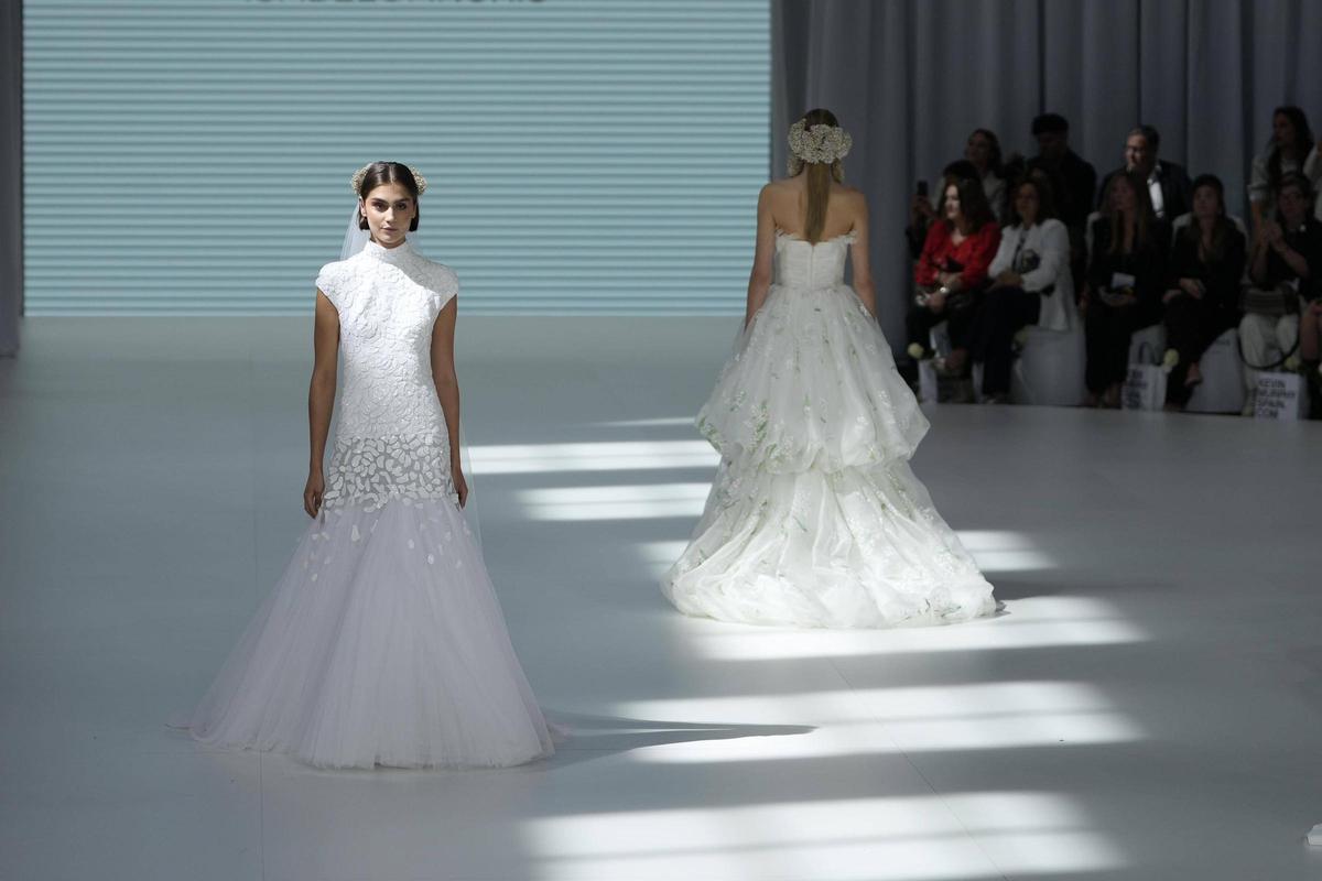 Desfile de la diseñadora Isabel Sanchís en la Barcelona Bridal Fashion Week Desfile de la diseñadora Isabel Sanchís en la Barcelona Bridal Fashion Week