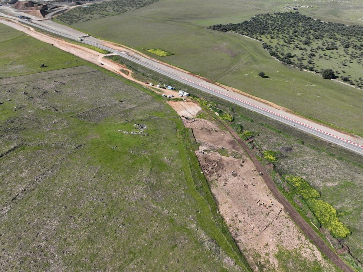 Galería | Así avanzan las obras de la futura autovía Cáceres-Badajoz Galería | Así avanzan las obras de la futura autovía Cáceres-Badajoz