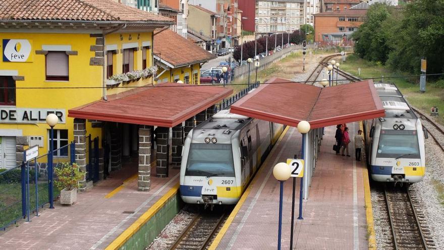 Terror en el tren de Moreda: varios jóvenes amedrentan a los usuarios y obligan a contratar seguridad para el Feve