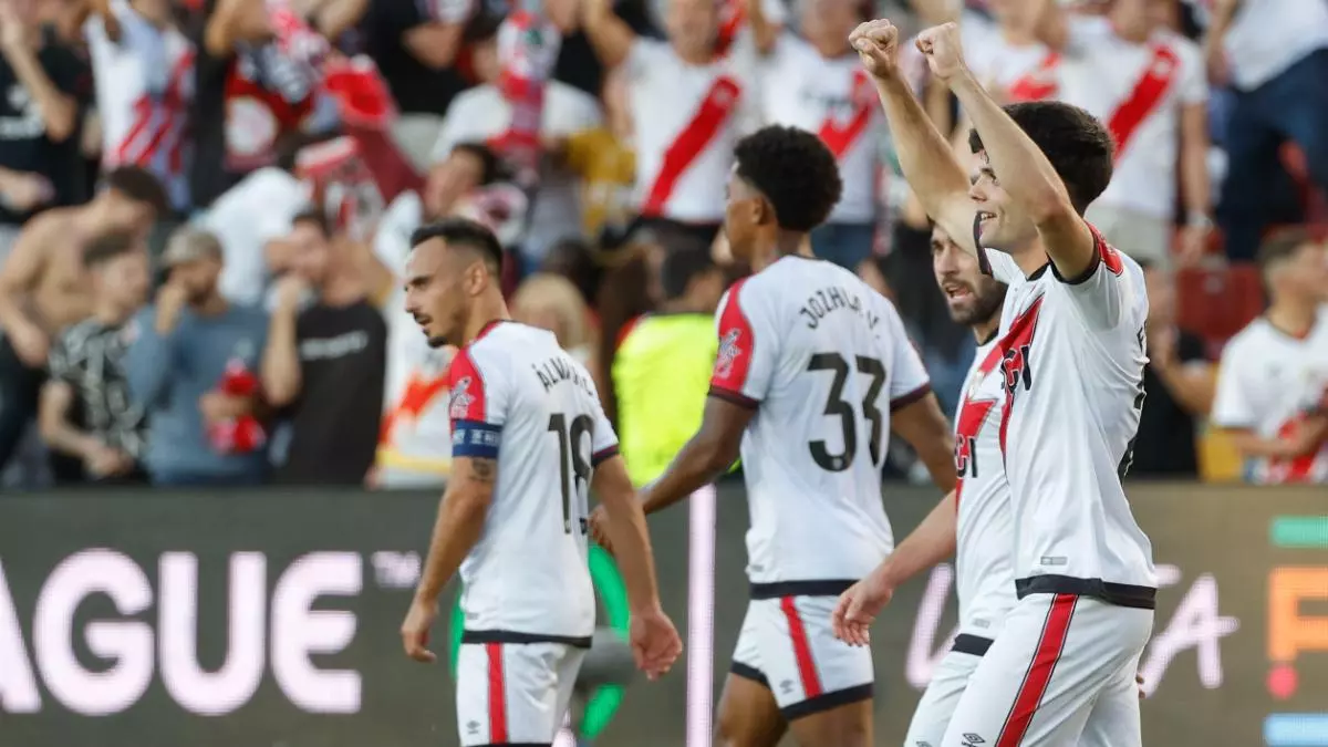 El Rayo se estrena por todo lo alto en la Conference