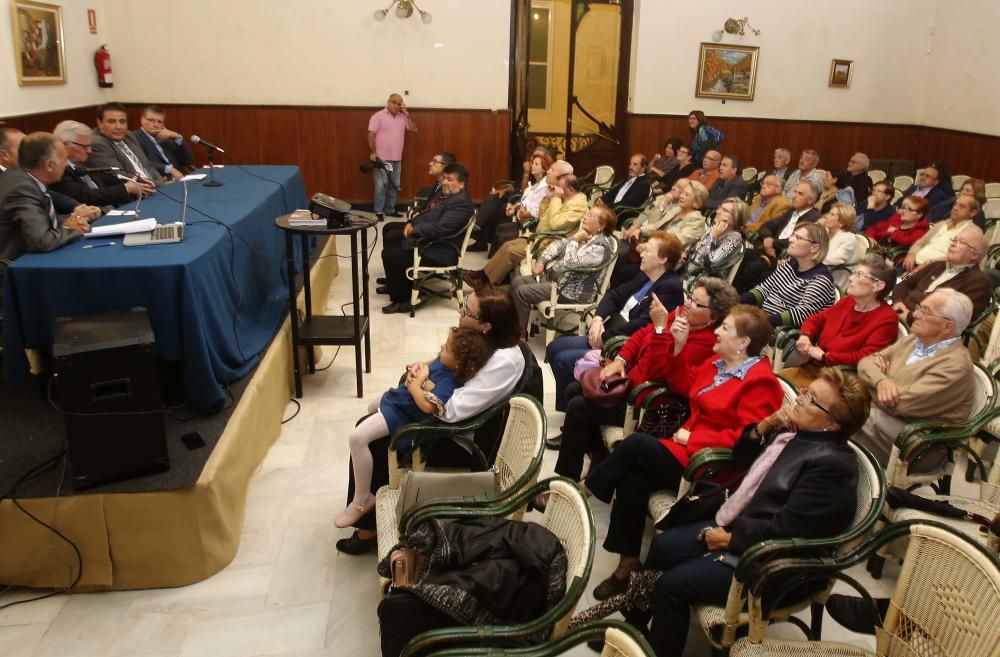 Alfonso Rovira presenta "Mil pedazos de nuestra historia"