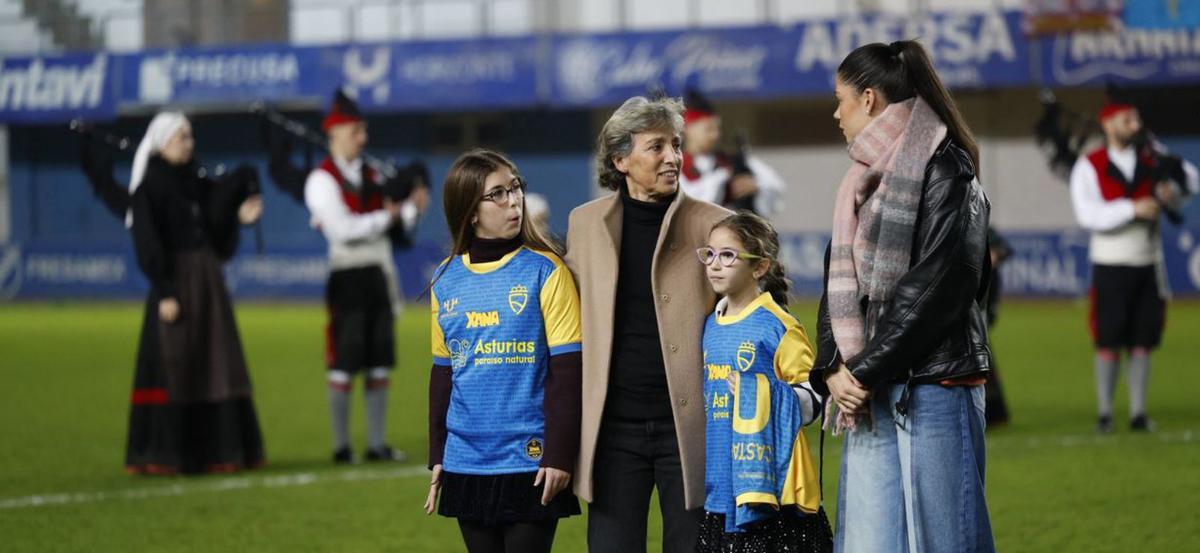 Asturias responde: una grada volcada en el estreno de la femenina