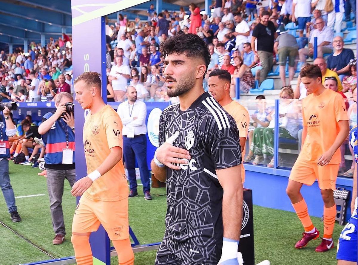 Amir, con la camiseta de la Ponferradina.