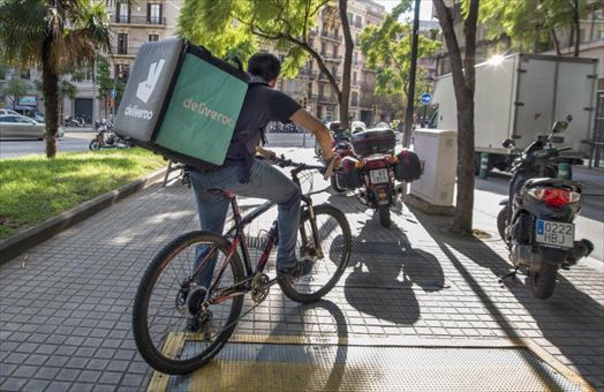 Deliveroo logra la inversión de 323 millones_MEDIA_1