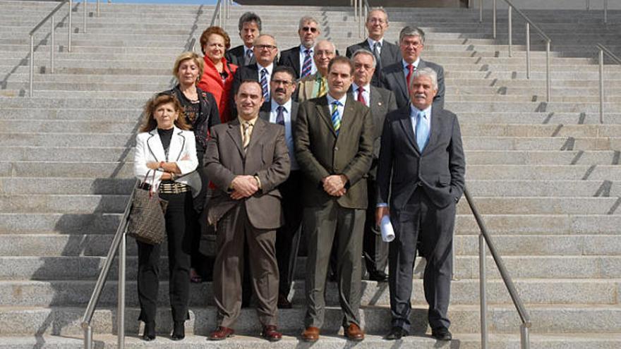 Els membres de la Fundació Democràcia i Govern Local, a Tenerife.