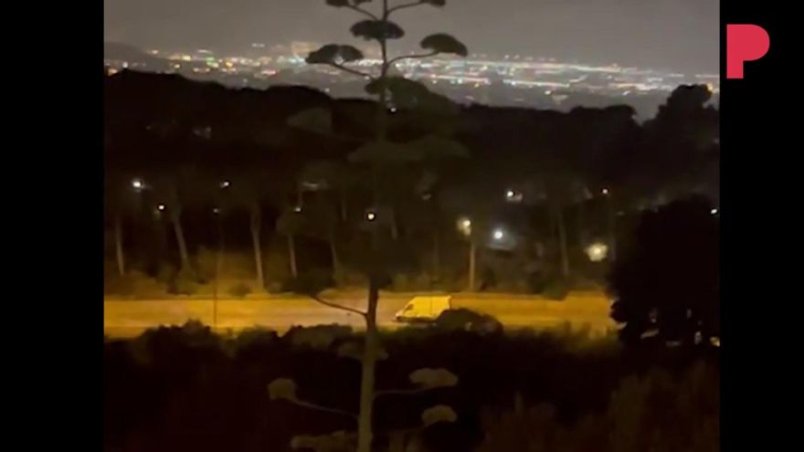 Vertido ilegal de residuos debajo de la carretera de las Aigües