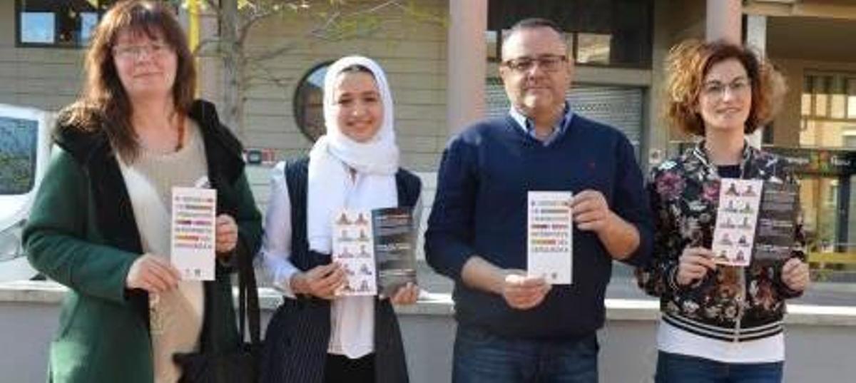 Per la dreta, Marta Subirana, Josep Lara, Maryam Badaoui i Ewa Joanna