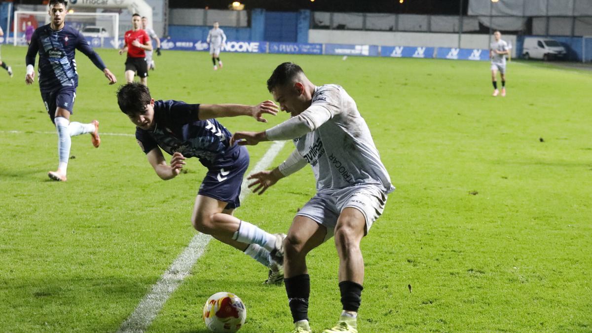 EN IMÁGENES: El partido disputado en el Suárez Puerta entre Real Avilés y Celta Fortuna