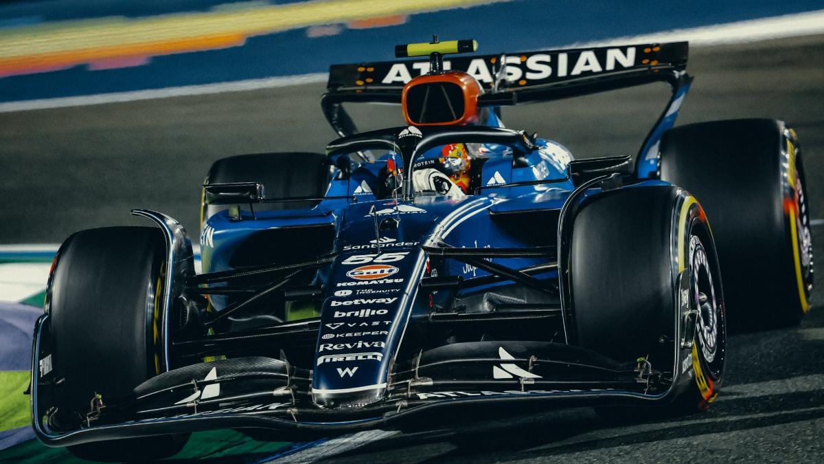 Carlos Sainz, octavo en Arabia