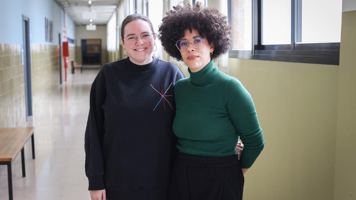 Maria José Masanet, investigadora de la UB, i Salima Jirari, investigadora de Dones Visuals