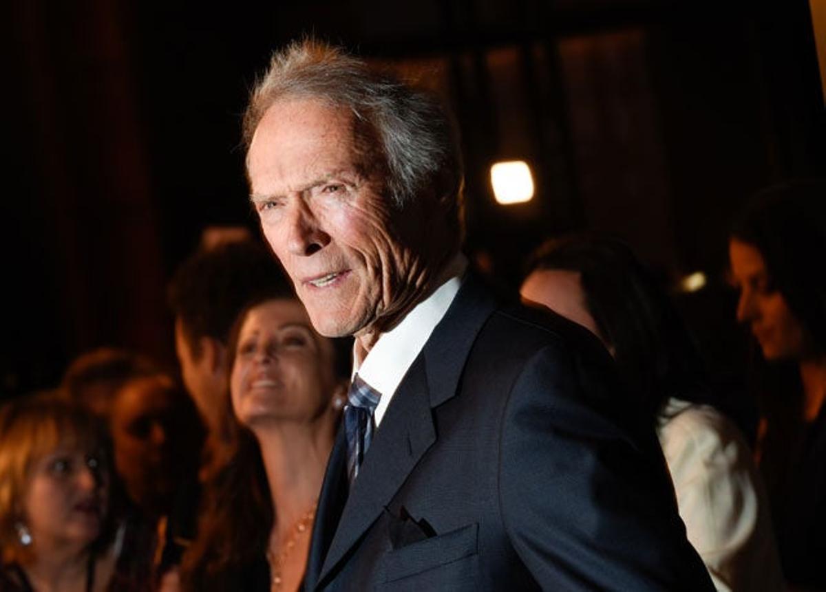 adi-s-a-clint-eastwood-actor-director-y-tambi-n-alcalde-de-pueblo