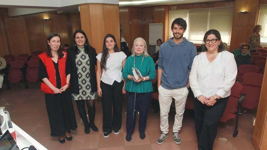 El Colegio de Médicos de Ourense premia a la Fundación Vicente Ferrer por su ayuda al hospital Carmelo de Mozambique