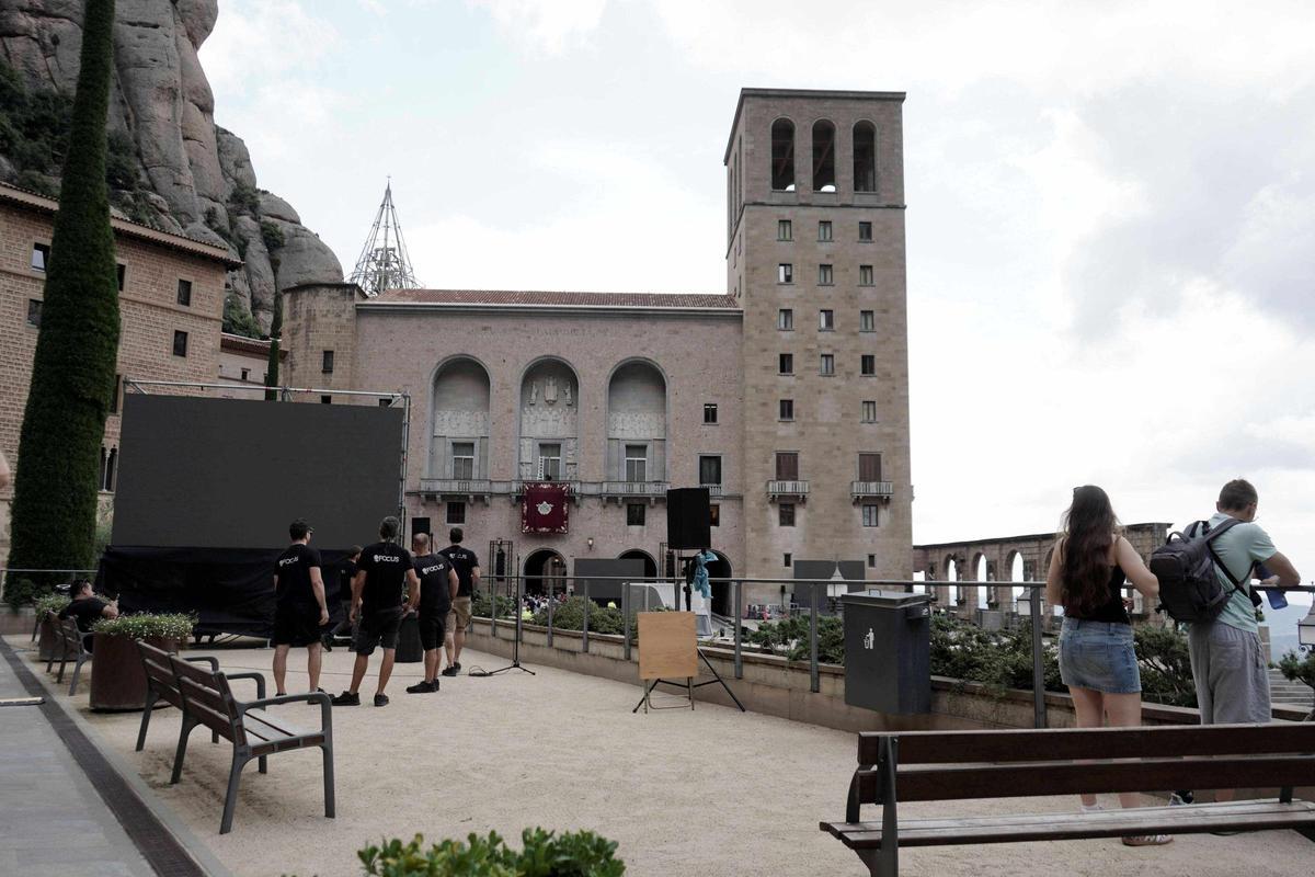 Preparatius a Montserrat per a la visita del Papa Lleó XIV