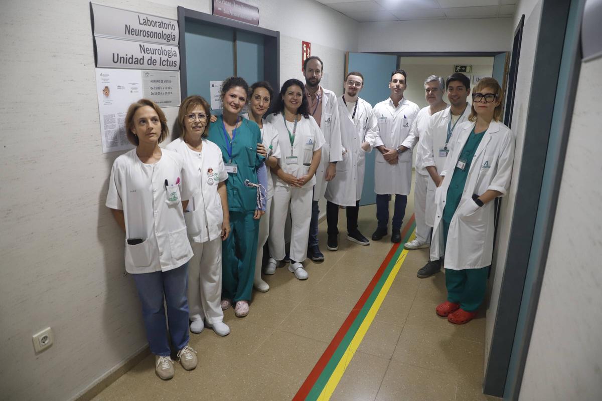 Profesionales de la Unidad de Ictus del hospital Reina Sofía.