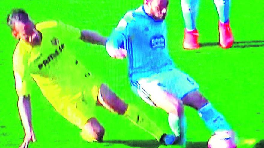 La brutal entrada de Soldado a Marcelo Díaz en Balaídos // Bein Sports