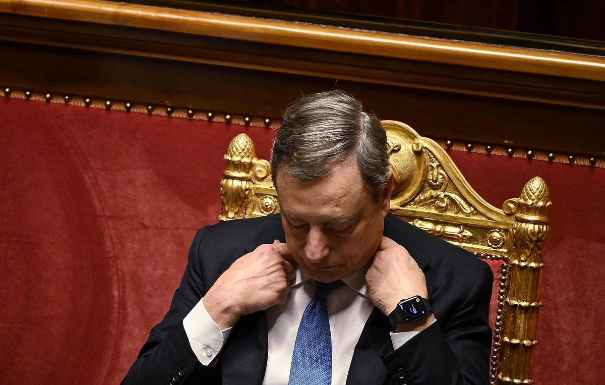 Mario Draghi durante una sesión en el Senado.