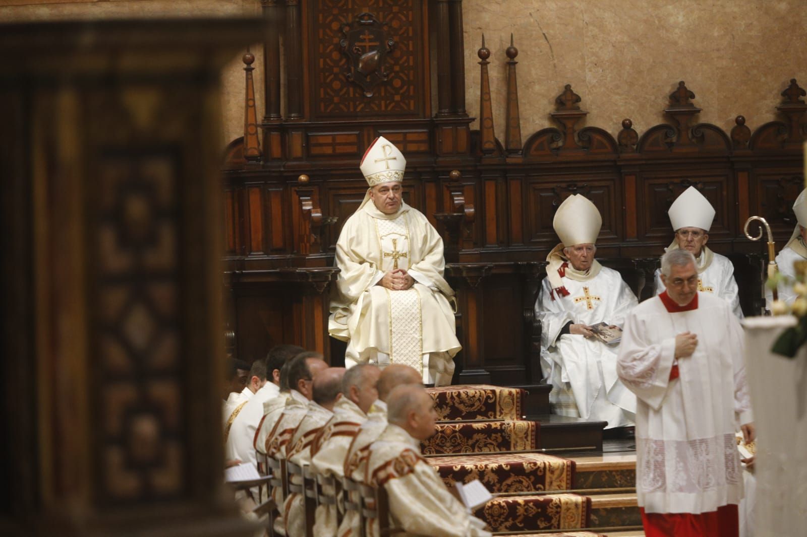 El nuevo arzobispo de València toma posesión en la catedral