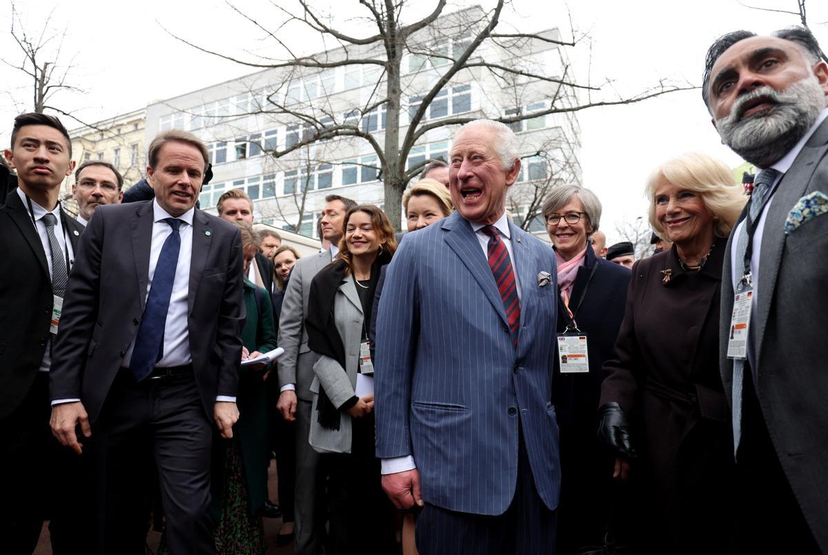 Carlos III de Inglaterra inicia en Alemania su primer viaje oficial como rey