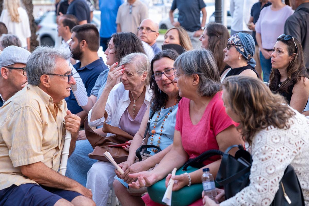 Prohens homenajea a las víctimas de los bombardeos republicanos sobre Palma en un acto sin Memòria de Mallorca