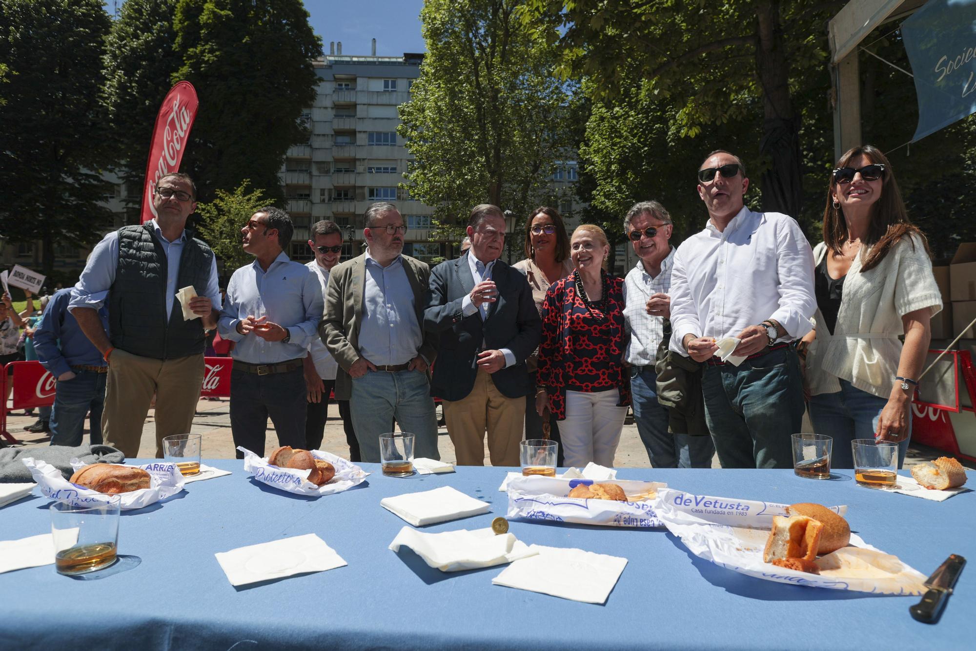 Martes de Campo: los ovetenses comienzan la fiesta