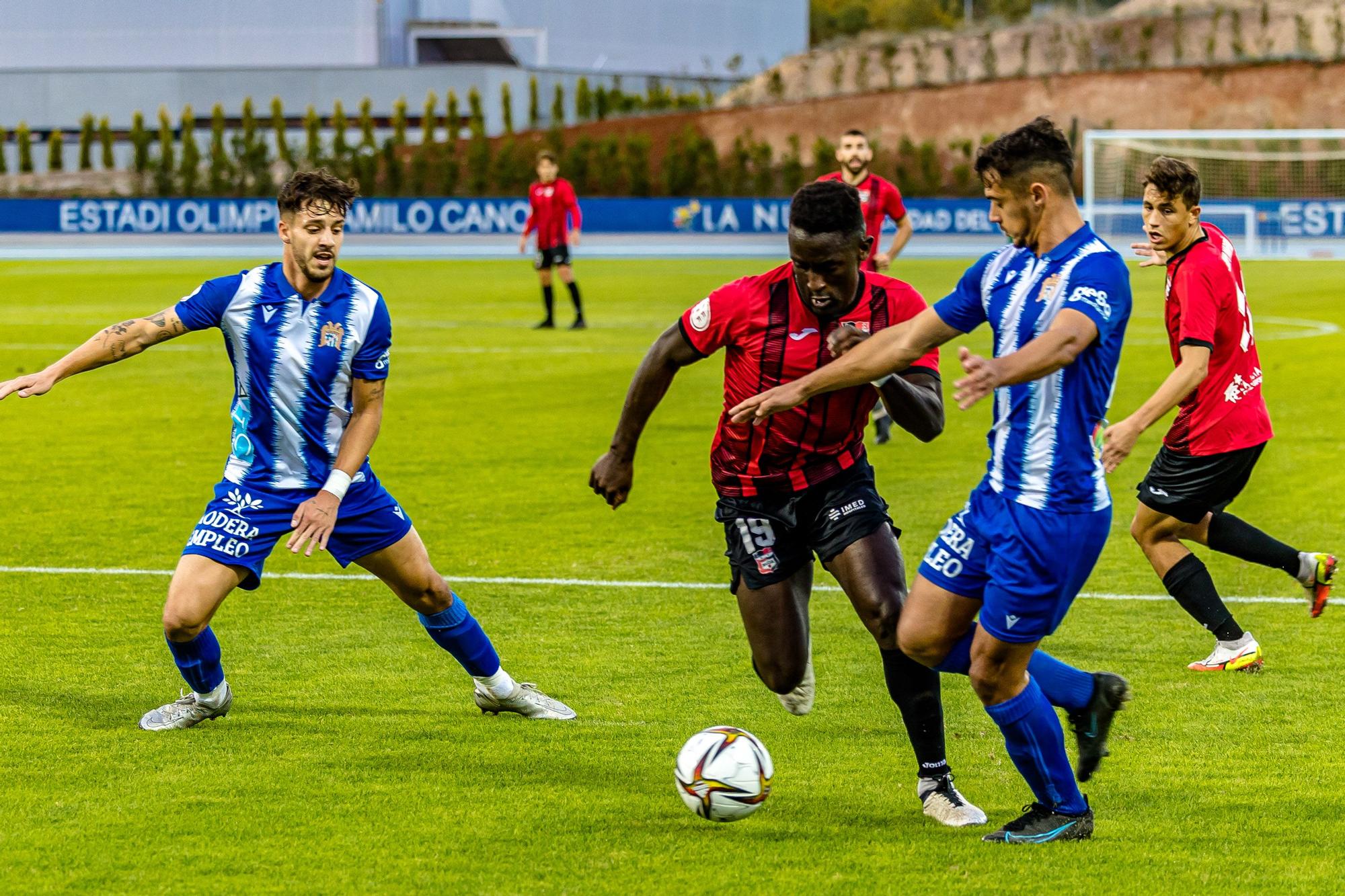 La Nucía firmó un empate que le mantiene en la segunda posición de la clasificación